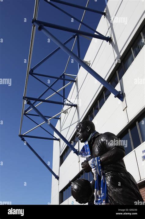 Statue of dixie dean outside goodison park is covered in hi-res stock ...