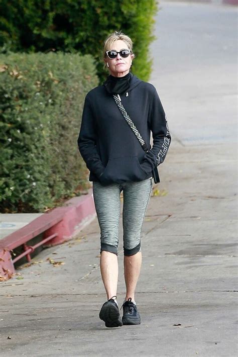 Melanie Griffith in a Black Hoodie Does a Solo Afternoon Walk in Beverly Hills – Celeb Donut