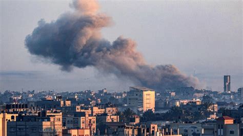 As Gaza deaths top 25,000, Hamas defends attacks that sparked war