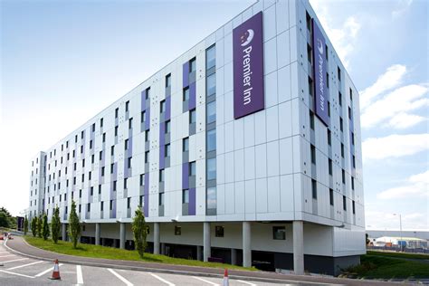 Premier Inn London Heathrow Airport Terminal 4 Hotel - Hotels in ...