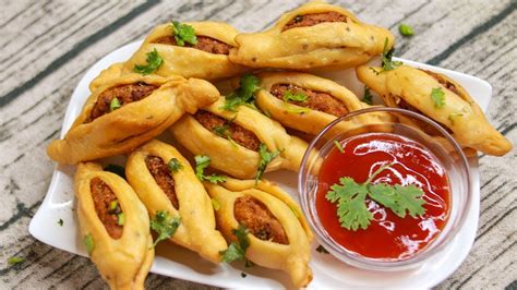 Potato Toffee / Aloo Bites - Quick & Easy Evening Indian Namkeen Snacks ...