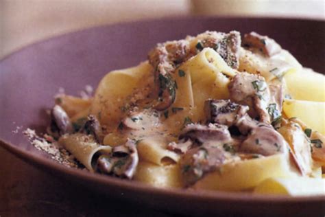 How to make Pappardelle With Mushrooms Recipe