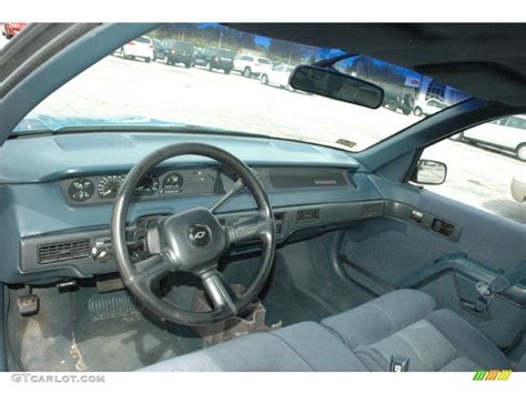 1992 Chevrolet Lumina Euro Sedan interior Photo #49440352 | GTCarLot.com