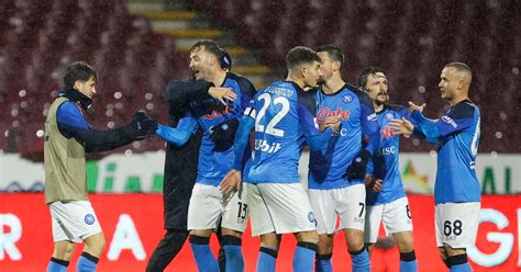 Napoli ease to 2-0 win at Salernitana | Reuters