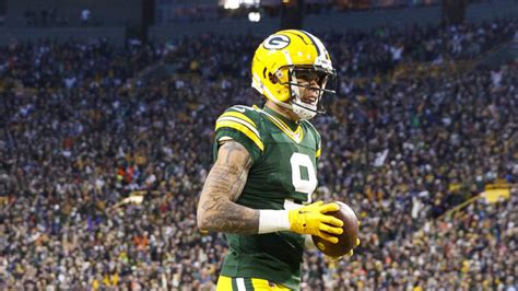 Packers WR Christian Watson Breaks Out With 3 TDs Amid Rough Season - TrendRadars