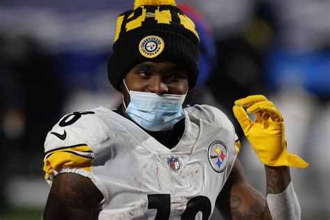 Diontae Johnson injury update: Steelers WR pulls up with leg injury ...