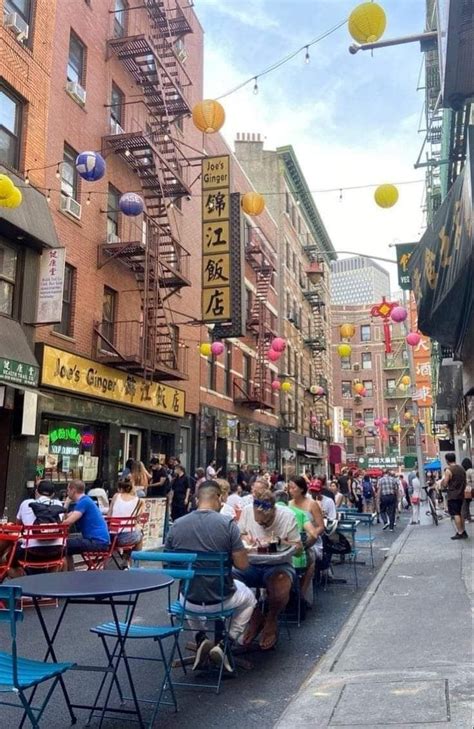 Pin by Mónika Nagy on New York+17 | New york vacation, Chinatown nyc ...