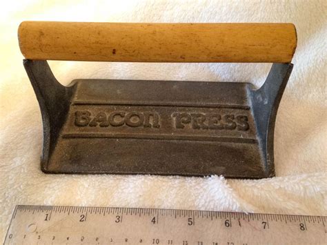 Cast Iron Bacon Press