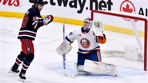 Varlamov grounds Jets with shutout - Newsday