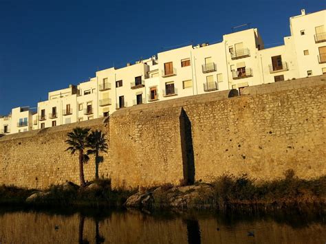 A Backpacker's Life: Peñiscola Old Town and Castle