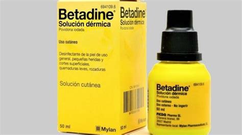 Lo último de los antivacunas: hacer gárgaras con Betadine para combatir ...