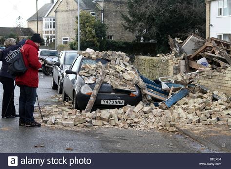 Chatteris, Cambridgeshire, UK . 15th Feb, 2014. The high wind and storm overnight have blown ...