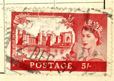 How much are my stamps worth ?: Queen Elizabeth II Castle stamps -1955 5 Shillings SG537