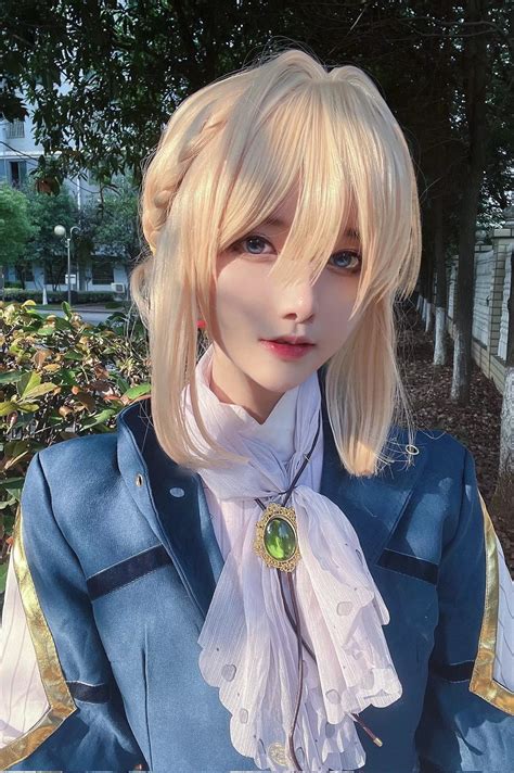 Mộng Hiểu on Twitter: "Violet Evergarden~ 💛 #violetevergarden #cosplay ...