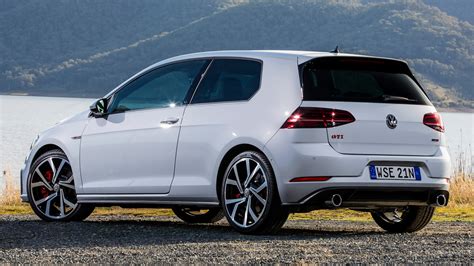 2017 Volkswagen Golf GTI Performance Edition 1 3-door (AU) - Wallpapers and HD Images | Car Pixel