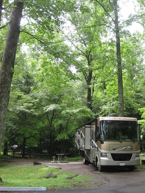 CampgroundCrazy: Cades Cove Campground, Gatlinburg, Great Smoky Mountains National Park, Tennessee