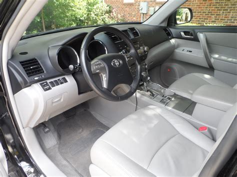 2008 Toyota Highlander - Interior Pictures - CarGurus