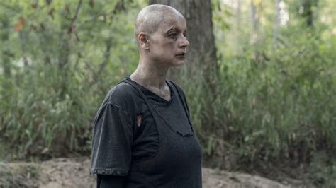 7 Questions We Need Answered in the 'TWD' Season 10 Finale