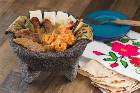 The Molcajete | The Origins of the Molcajete | Mexican Cooking Utensils