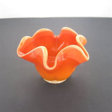 LE Smith Orange slag glass small ruffled bowl by Hallingtons, $17.95 Orange Bowl, Light Orange ...