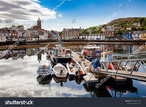 31 Tarbet Village Scotland Images, Stock Photos, 3D objects, & Vectors | Shutterstock