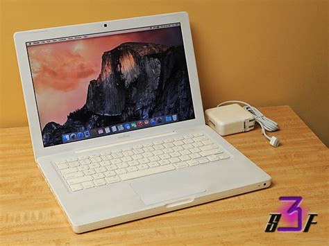 Apple MacBook White A1181 - 3SF Media