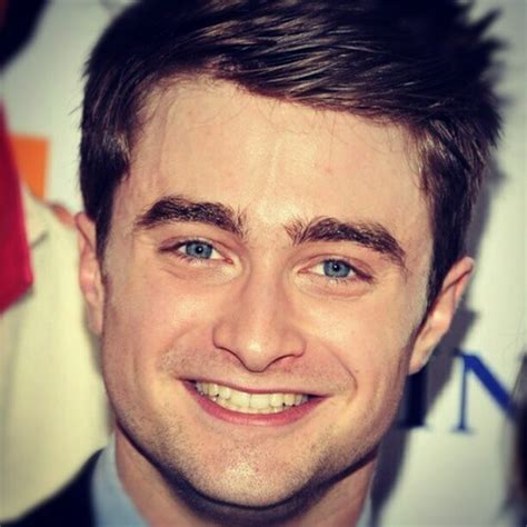 Post a picture of an actor with blue eyes. - Hottest Actors Answers ...