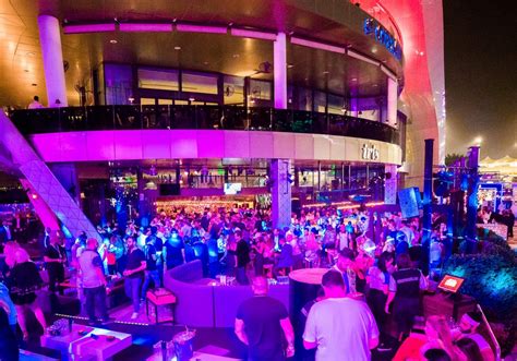 The Ultimate Guide To Vibrant Dining And Nightlife At Yas Marina During ...