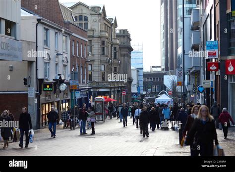 Leeds City Centre Shopping Stock Photo - Alamy