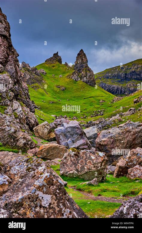 The Storr (STRS Stock Photo - Alamy