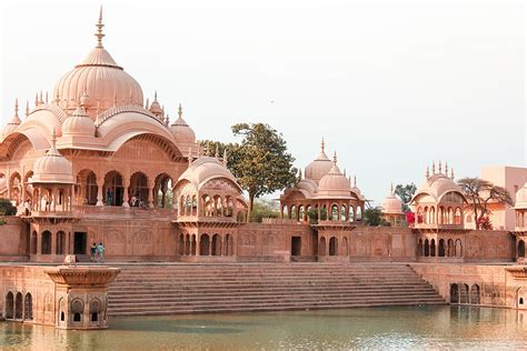 Uttar Pradesh Tourism: Top 30 Tourist Places To Visit in Uttar Pradesh - Jovial Holiday