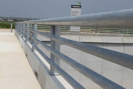 Bridge Rail / Handrail - Texas Corrugators