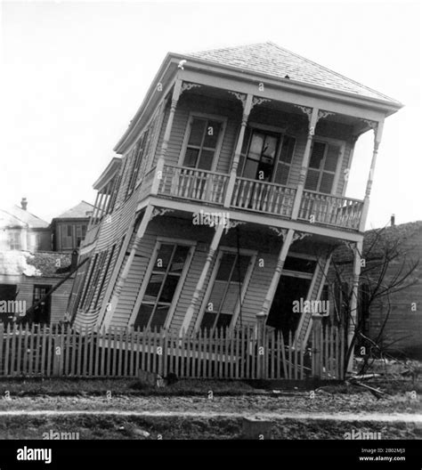 Galveston 1900 hurricane Black and White Stock Photos & Images - Alamy