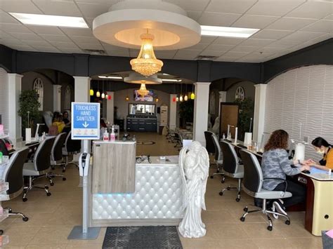 Nail Salon 58103 | Nail Deluxe of Fargo, ND | Manicure, Pedicure ...