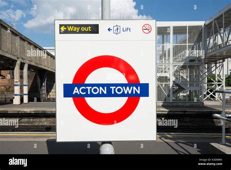 Acton town london hi-res stock photography and images - Alamy