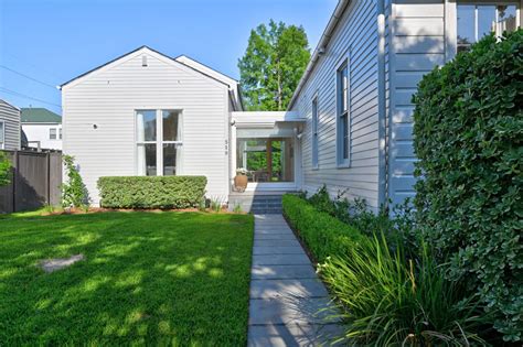 Shotgun house renovation builds a connection between old and new