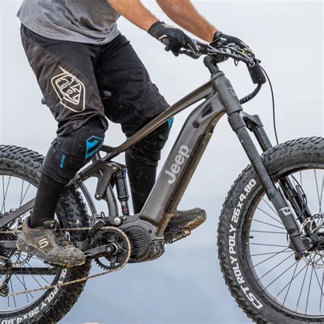 2021 Jeep® e-Bike powered by QUIETKAT | Bike, Mountain biking gear, Jeep