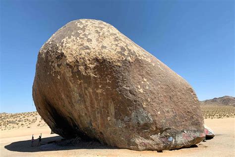 The story of California’s mythical Giant Rock, the purported largest ...