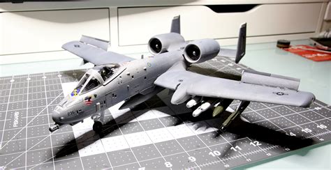 A-10 Warthog -- Plastic Model Airplane Kit -- 1/48 Scale -- #855521 pictures by chouk