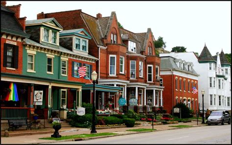 Bluff Street Shops - Dubuque, IA | I once lived in Dubuque f… | Flickr