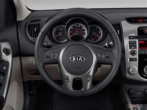 2013 Kia Forte: 39 Interior Photos | U.S. News