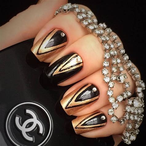 Black & Gold Nail Designs: 51 Fabulous Ways To Rock'em