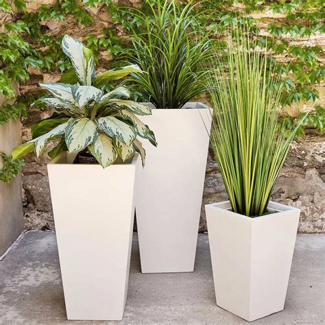 Natalie Modern Durable White Tapered Outdoor Planter - Set of 3 | Outdoor planters, Modern ...