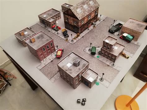 FEAR OF THE DARK SKIRMISH WARGAME : PAPERCRAFT BUILDINGS AND TERRAIN IN 28MM