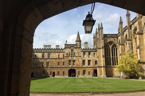 New College | Must see Oxford University Colleges | Things to See & Do in Oxford