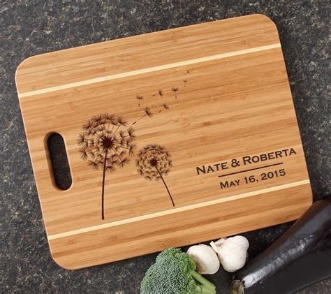 Personalized Cutting Board Engraved 15x12 Handle DESIGN 28