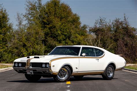 1969 Oldsmobile Hurst Olds | Orlando Classic Cars