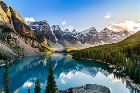 Download Nature Moraine Lake 4k Ultra HD Wallpaper