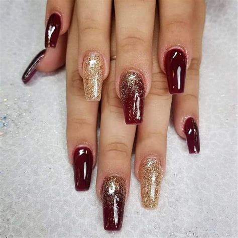 40 Super Hot Maroon Color Nail Polish Ideas – NailDesignCode