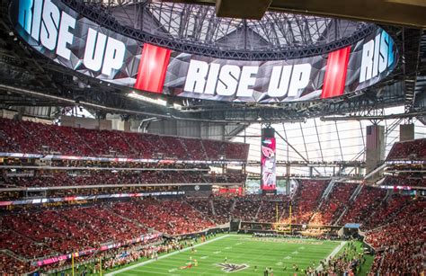 Super Bowl Tech: Daktronics Displays at Atlanta’s Mercedes-Benz Stadium ...